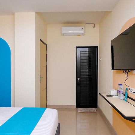 Sans Hotel Mataram Malioboro Yogyakarta Buitenkant foto