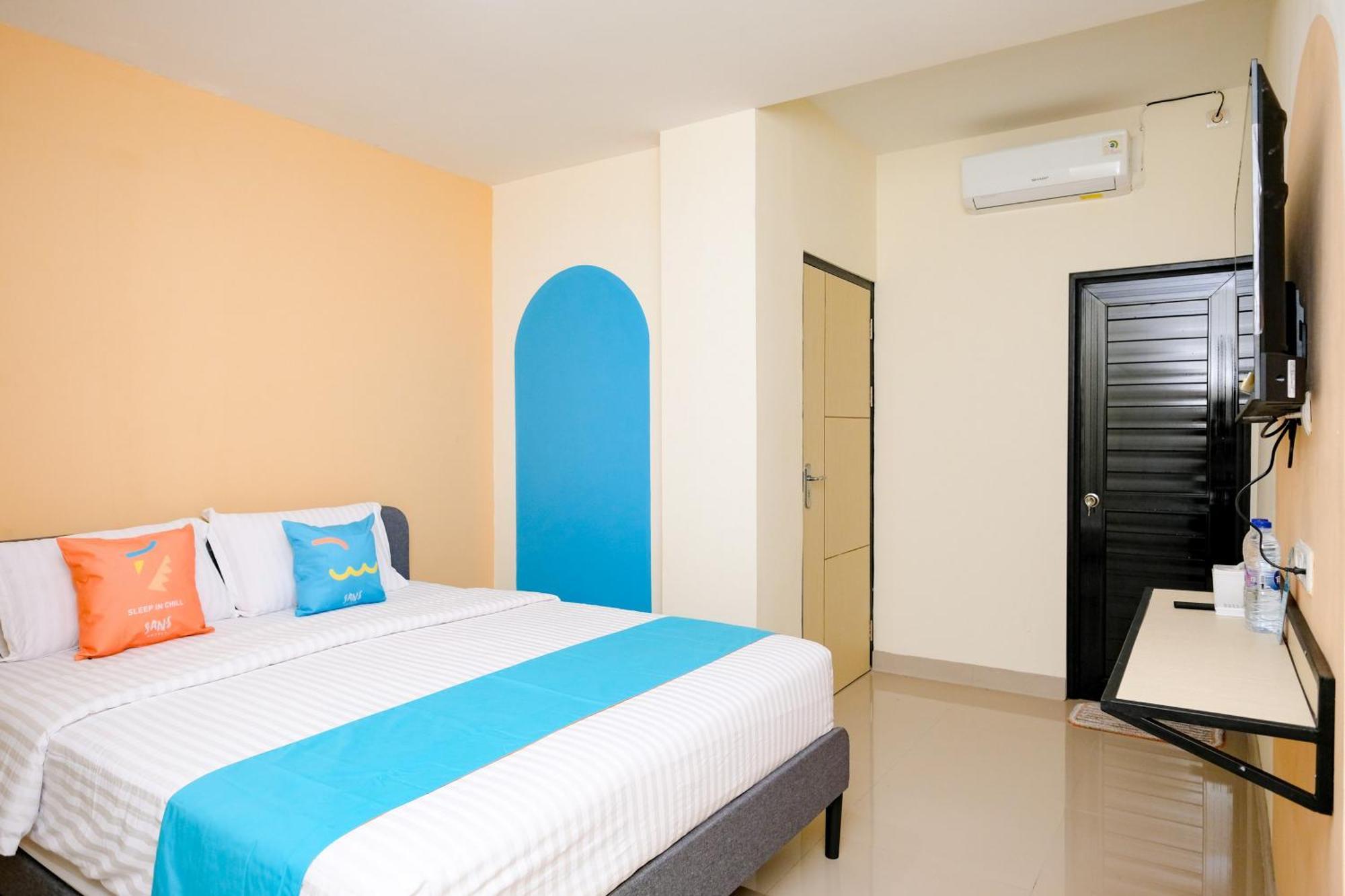 Sans Hotel Mataram Malioboro Yogyakarta Buitenkant foto