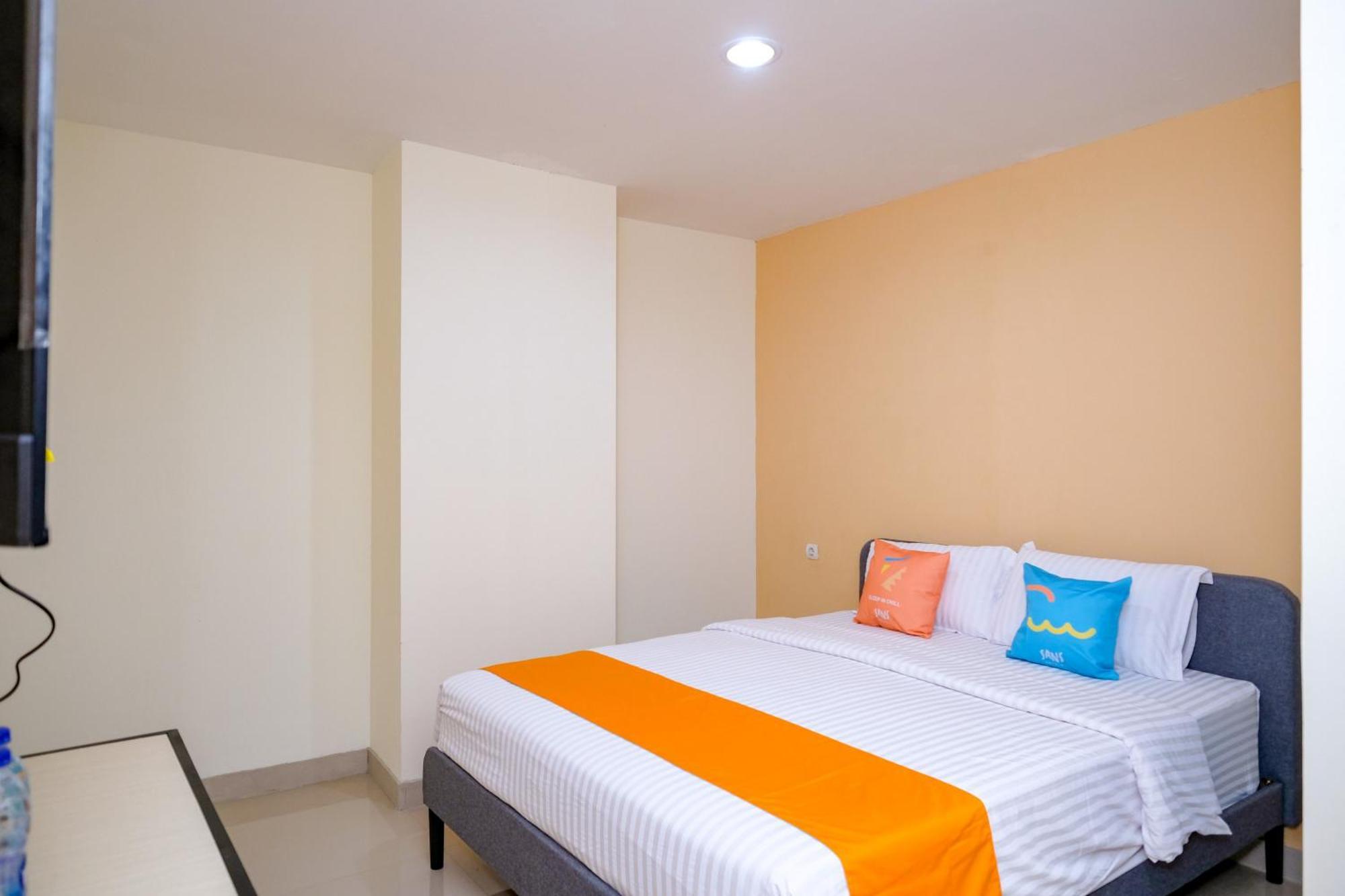 Sans Hotel Mataram Malioboro Yogyakarta Buitenkant foto